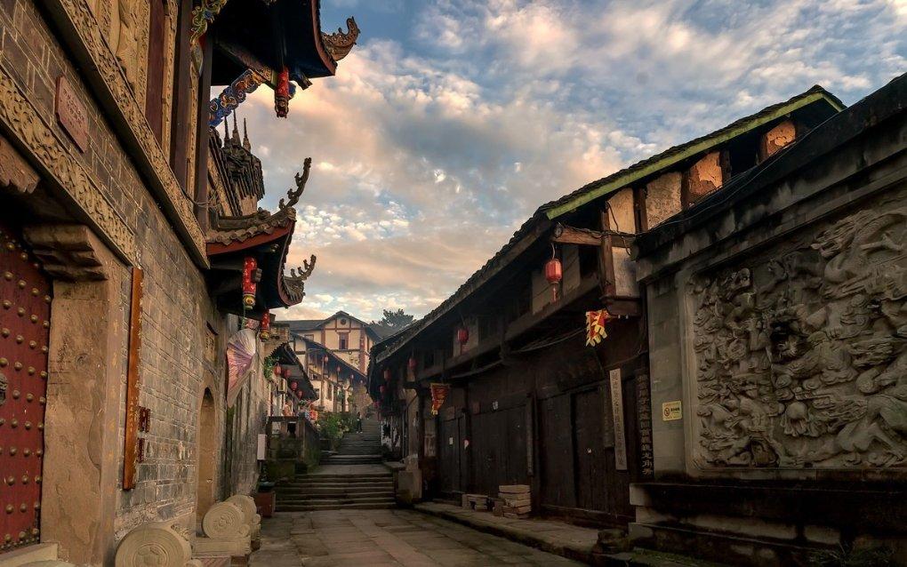 德阳检察：坚持“四精”工作要求 激活检察工作“新引擎”